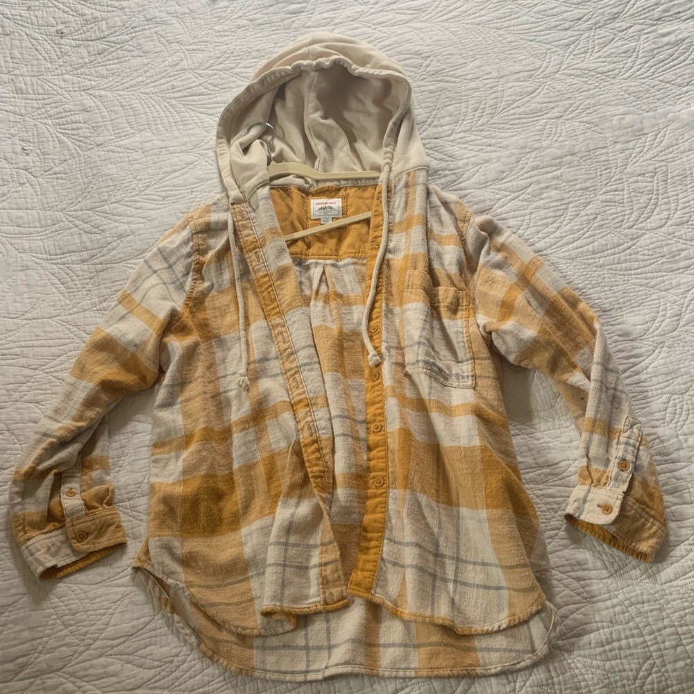 American eagle plaid button down shirt